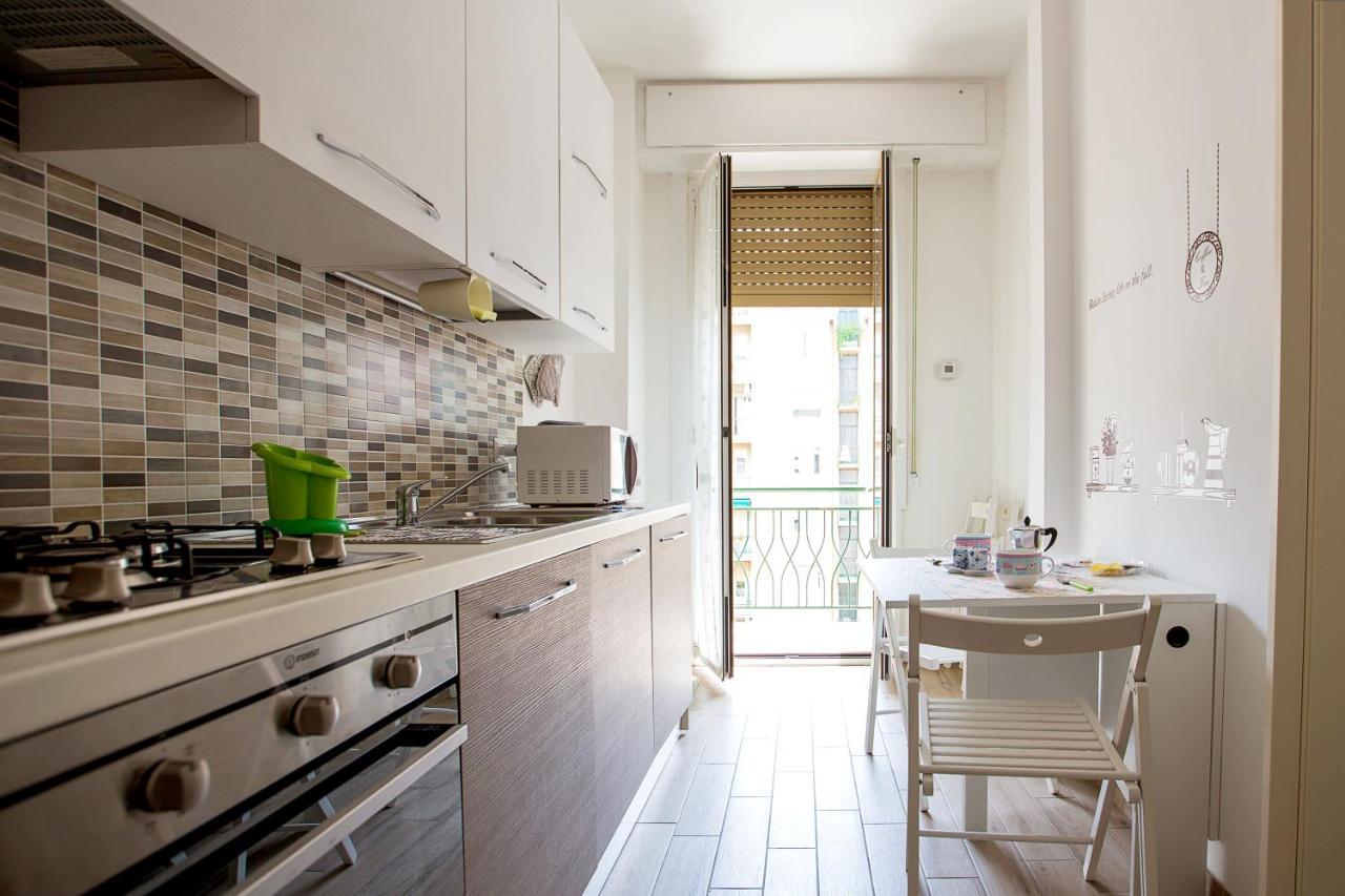 Lorenteggio Studio Apt ミラノ エクステリア 写真
