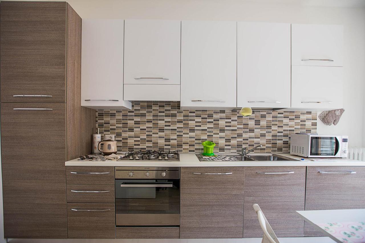 Lorenteggio Studio Apt ミラノ エクステリア 写真